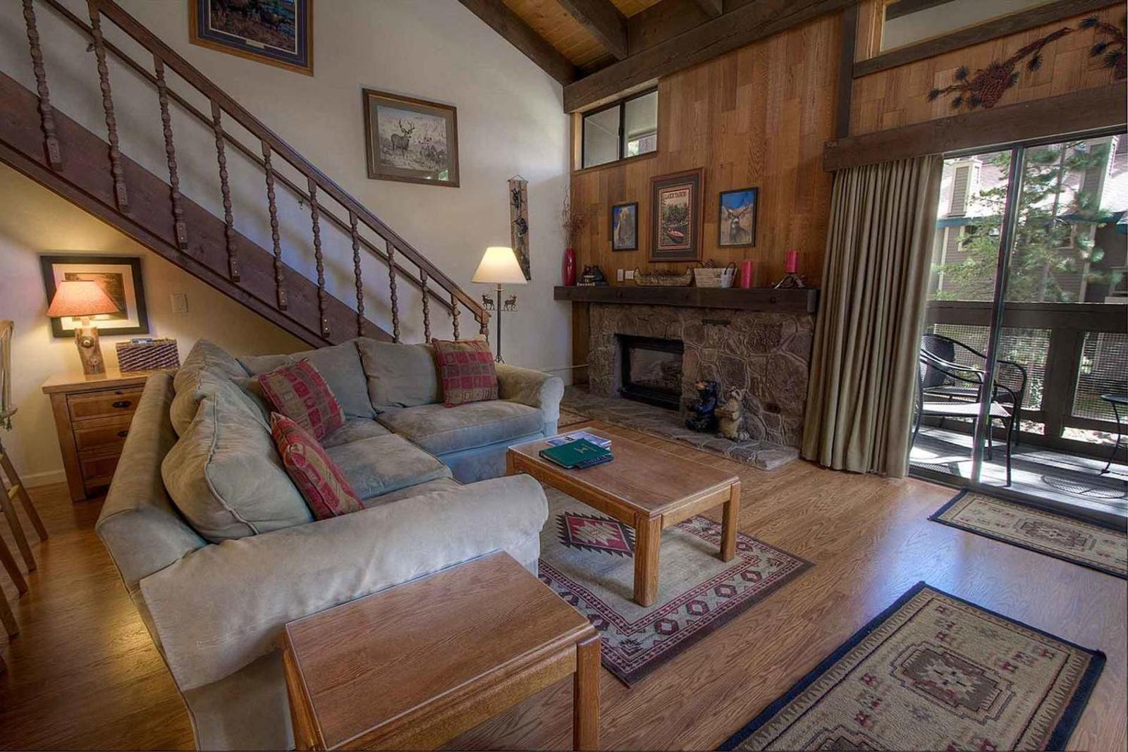 Bear Lake Hideaway by Lake Tahoe Accommodations Main image 2